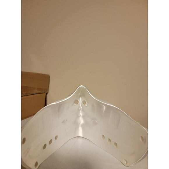 Titan Cosplay Mask - Picture 4 of 6